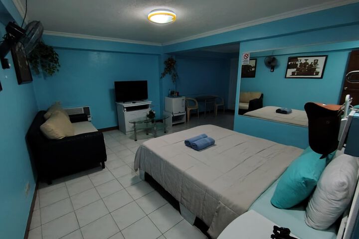 Room 7 of 26