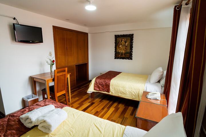 Room 10 of 24