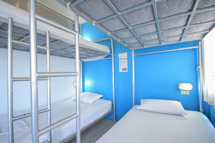 Room 16 of 47