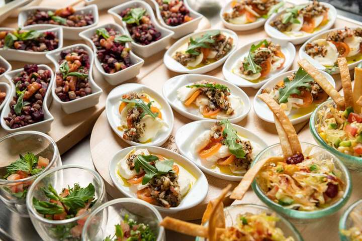 Dining 60 of 136