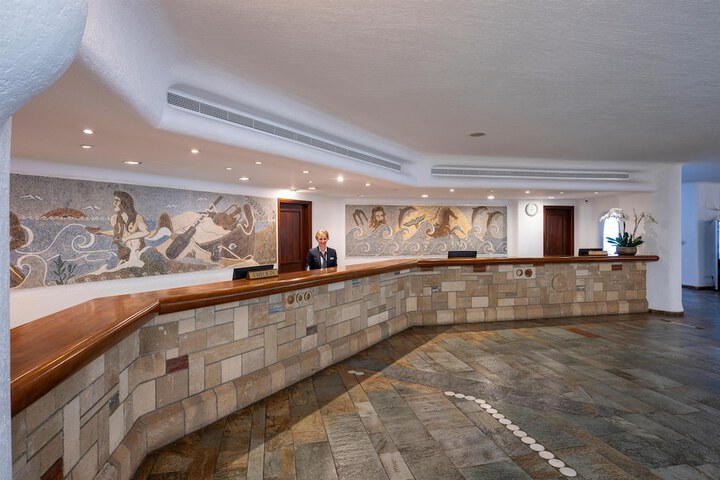 Hotel Interior 6 of 243