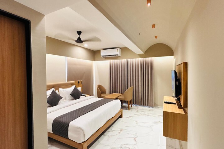 Room 20 of 37