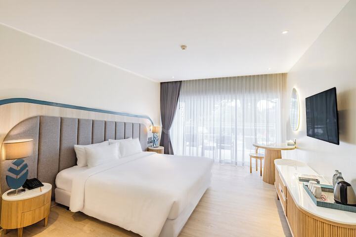Room 32 of 120