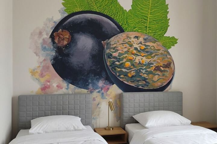 Room 5 of 24