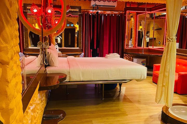 Room 12 of 47