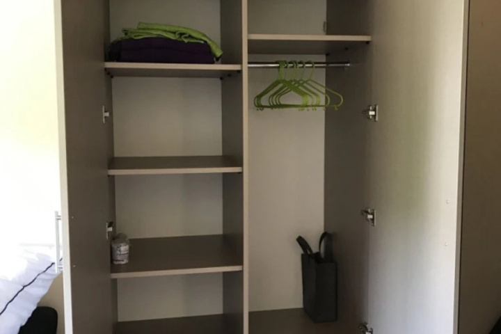 Room 4 of 5