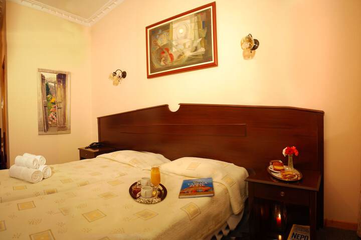 Room 8 of 58