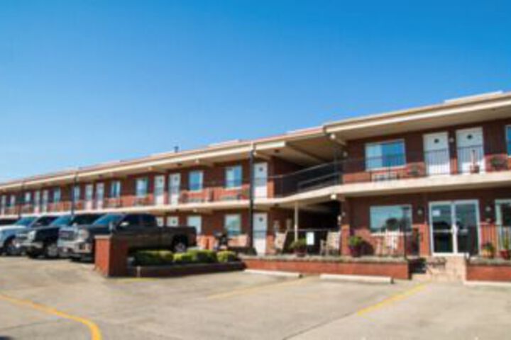 Hotel 27 of 43