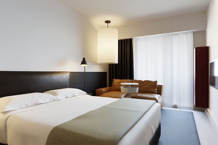 Room 3 of 14