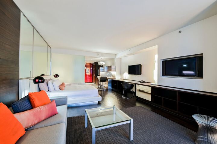Room 191 of 484