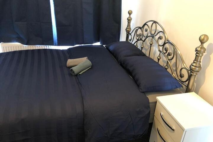 Room 5 of 14