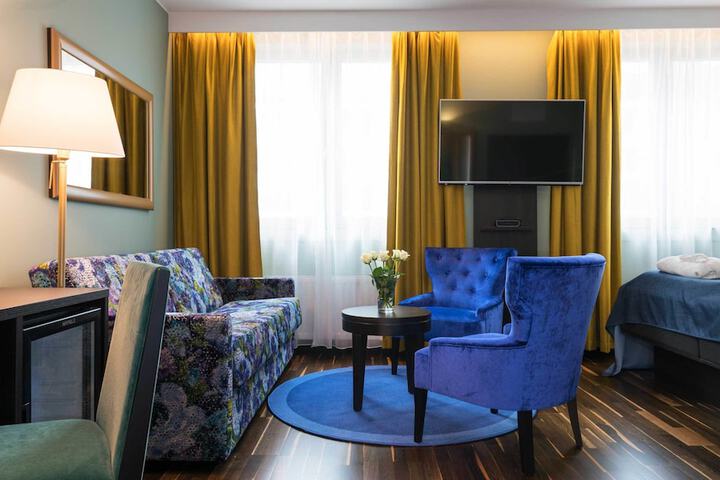 Room 26 of 64