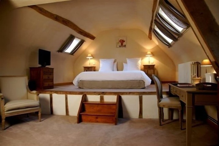 Room 11 of 63