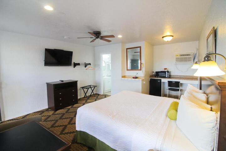 Room 14 of 29