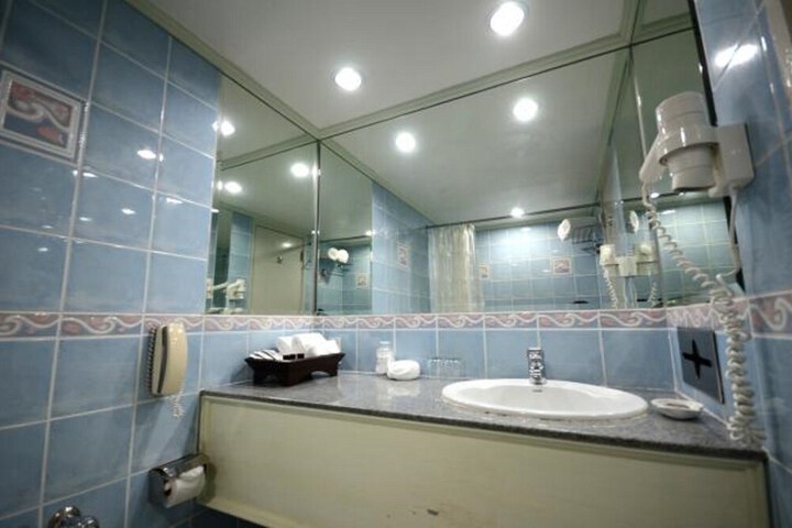 Bathroom Vanities