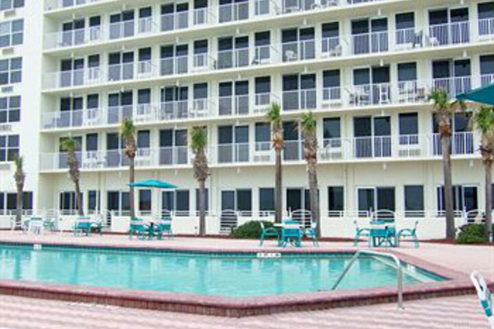 Pools & Facilities