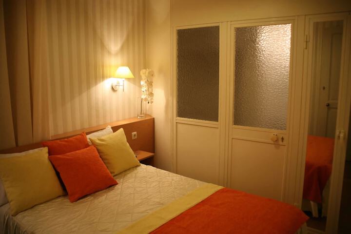 Room 8 of 21