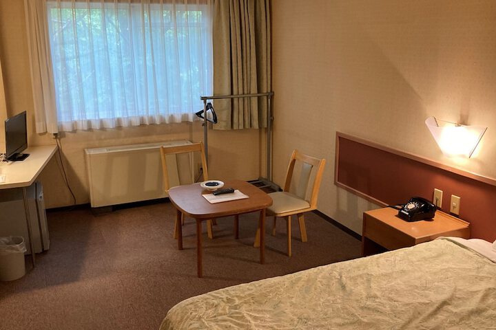 Room 22 of 52