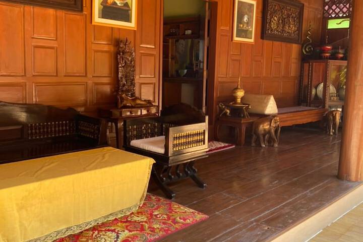 Room 2 of 52