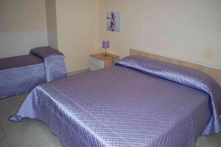 Room 8 of 38