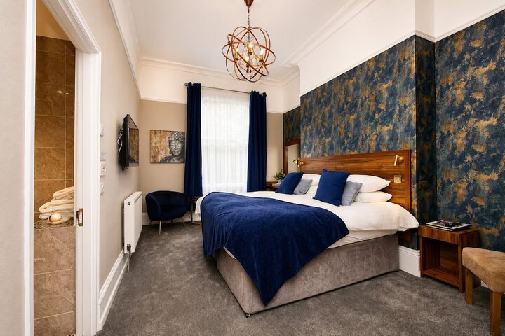 Room 35 of 75