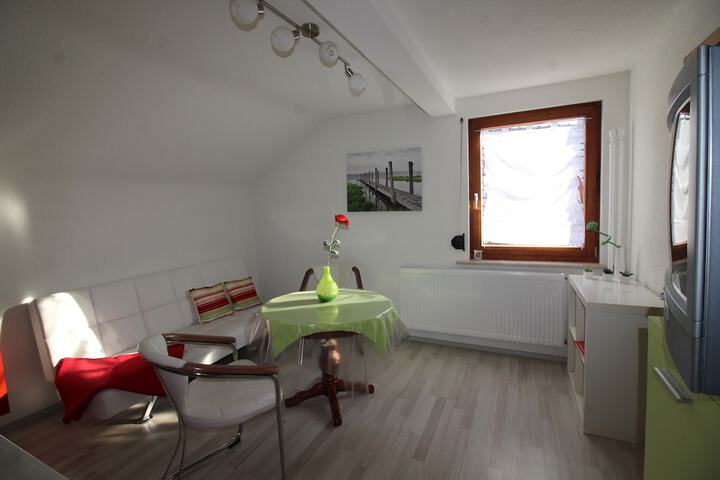 Room 28 of 54