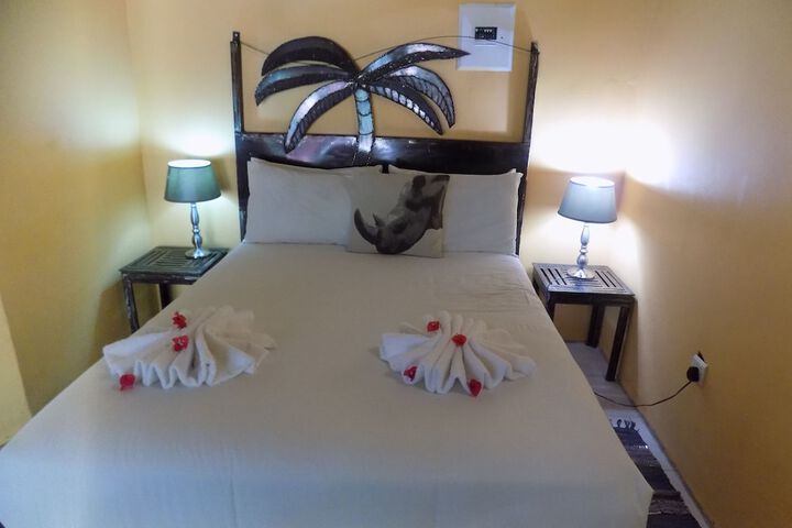 Room 6 of 44