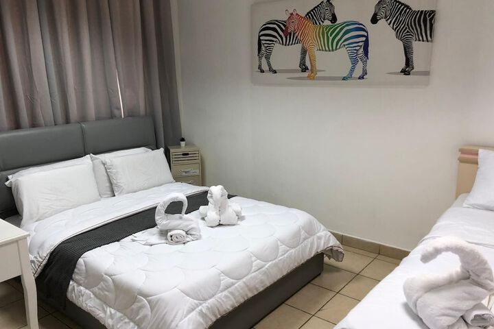 Room 34 of 140