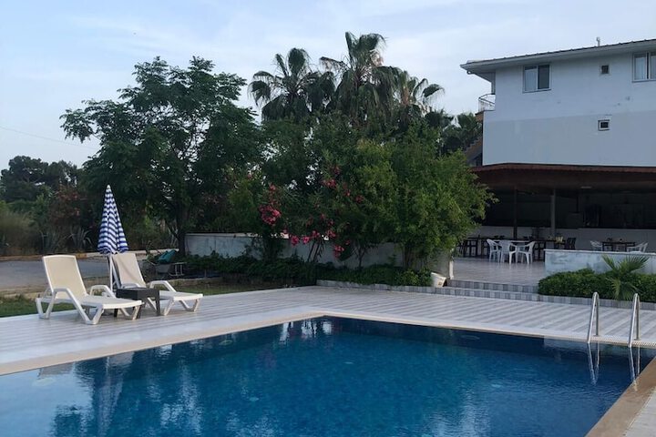 Mina Grand Hotel