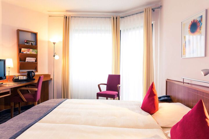 Room 7 of 55