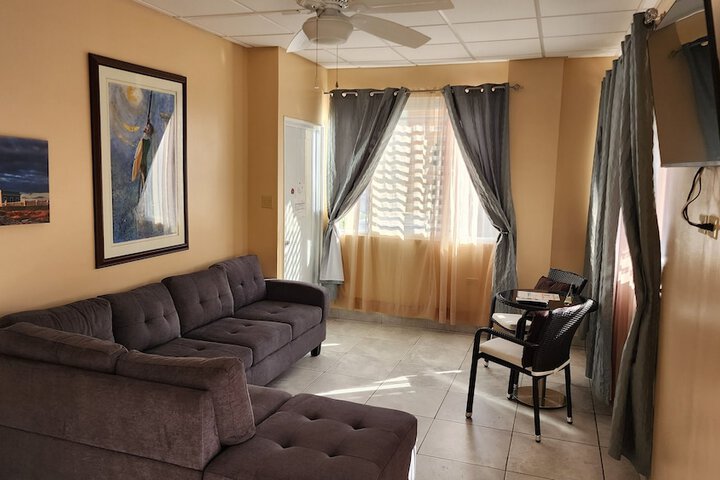 Room 34 of 90