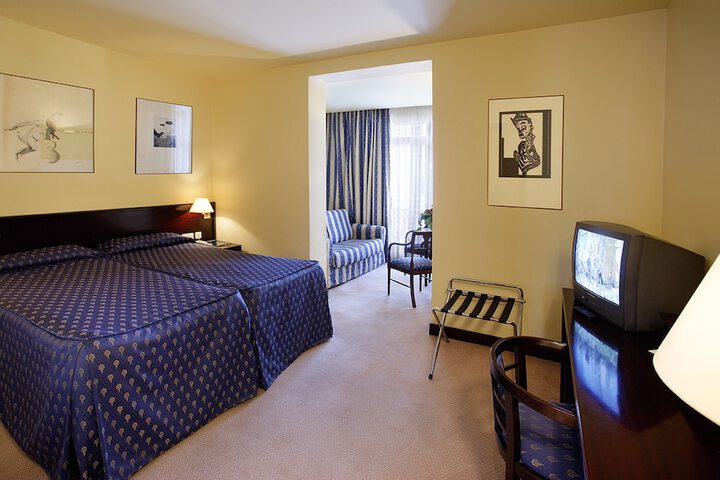 Room 22 of 51