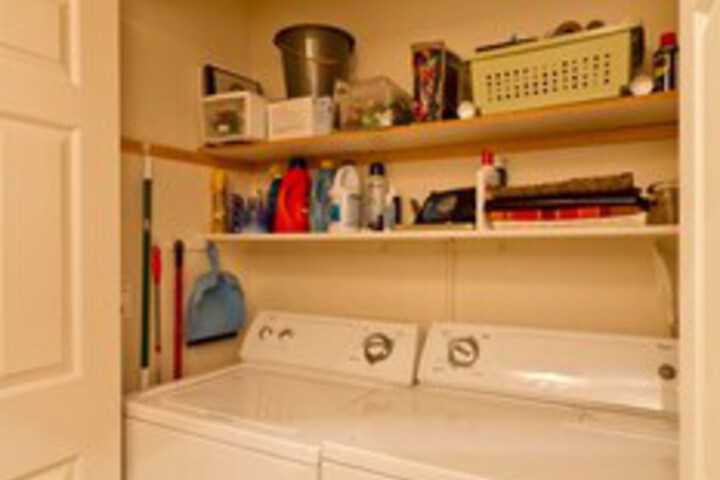 Laundry 10 of 21