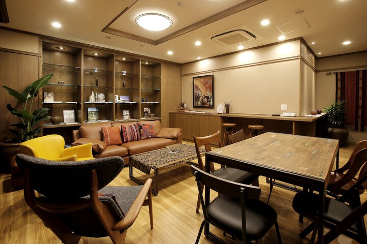 Hotel Interior 11 of 72