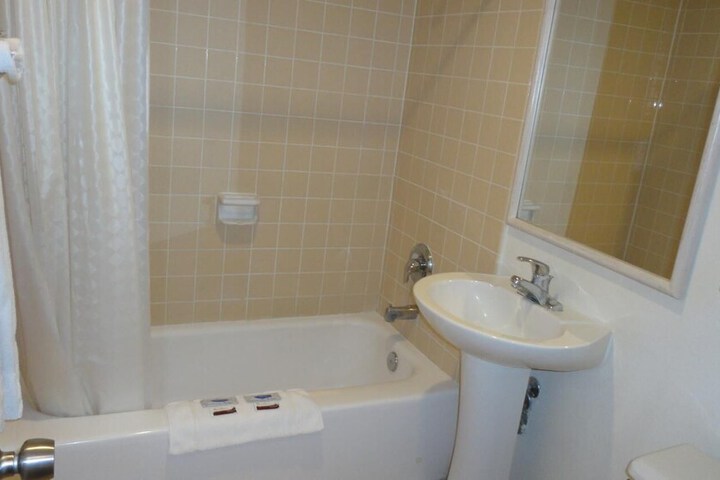 Room 19 of 26
