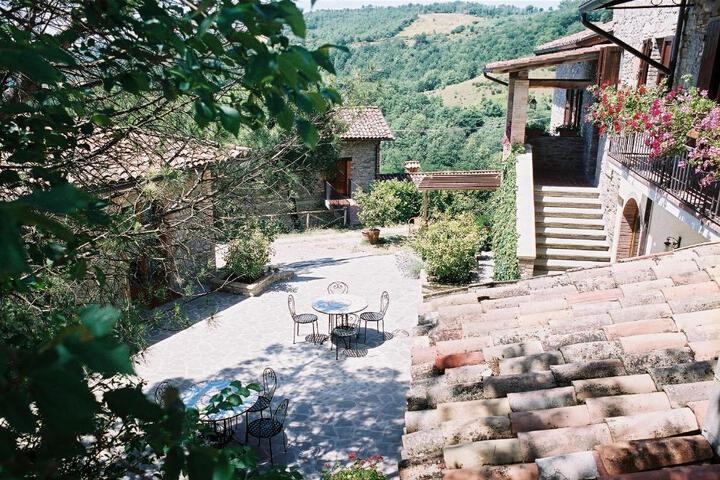Agriturismo Il Monte - Piscina tra gli Ulivi Maneggio con Cavalli e WIFI
