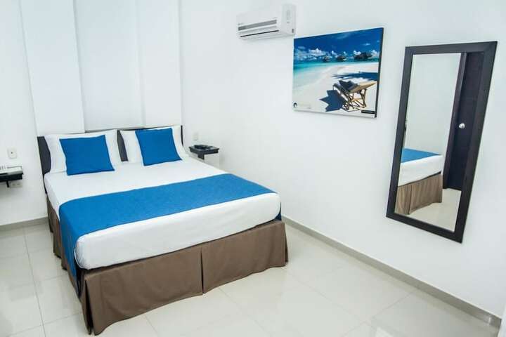 Room 4 of 30