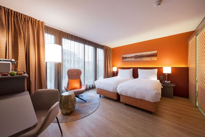 Room 39 of 289