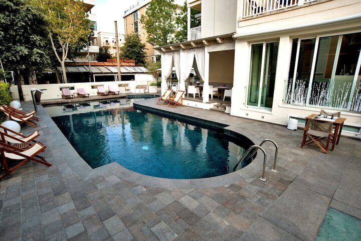 Pool 67 of 125