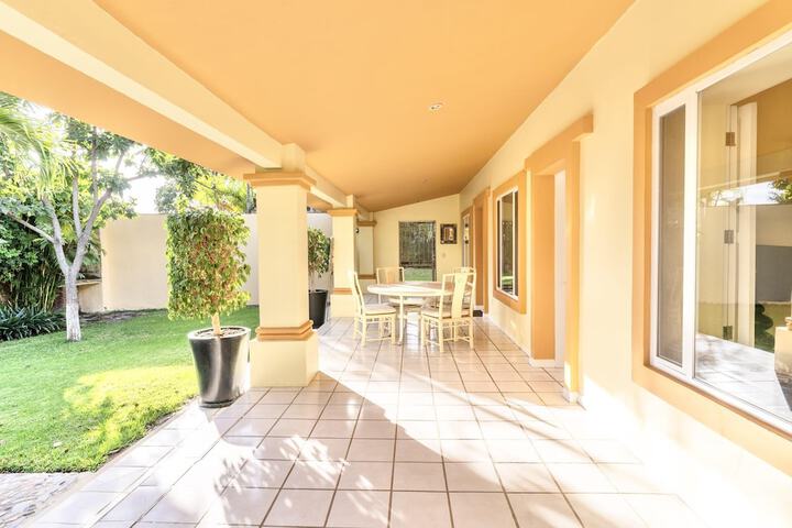 Terrace/Patio 12 of 25