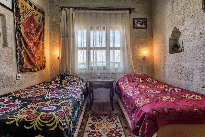 Room 4 of 64