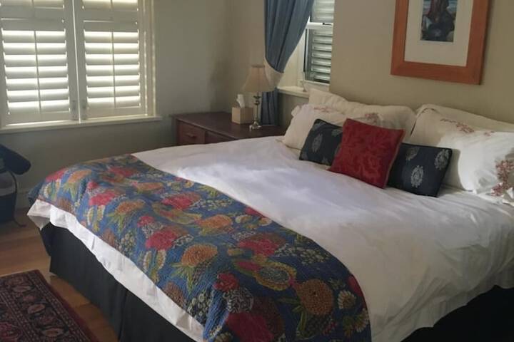 Room 9 of 49