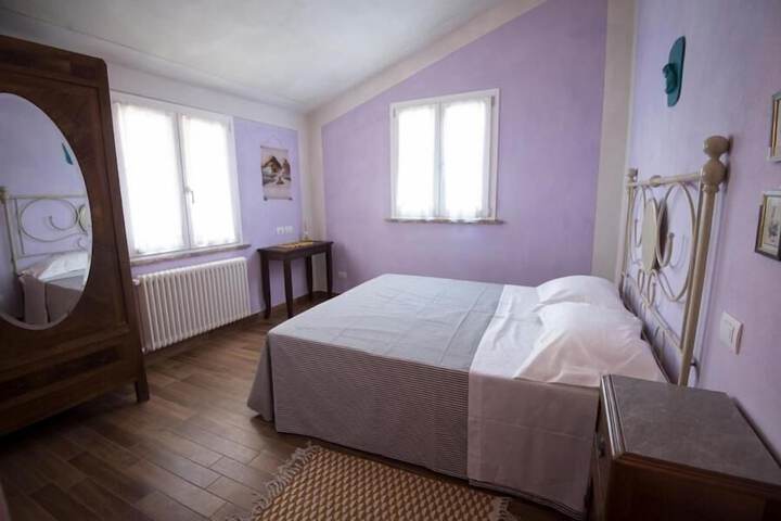 Room 9 of 52