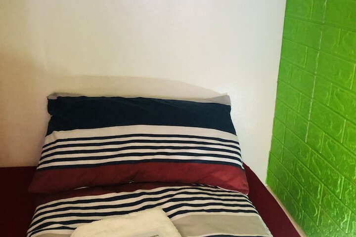 Room 13 of 68