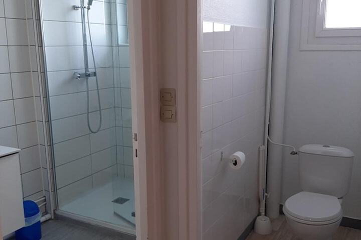 Room 21 of 44