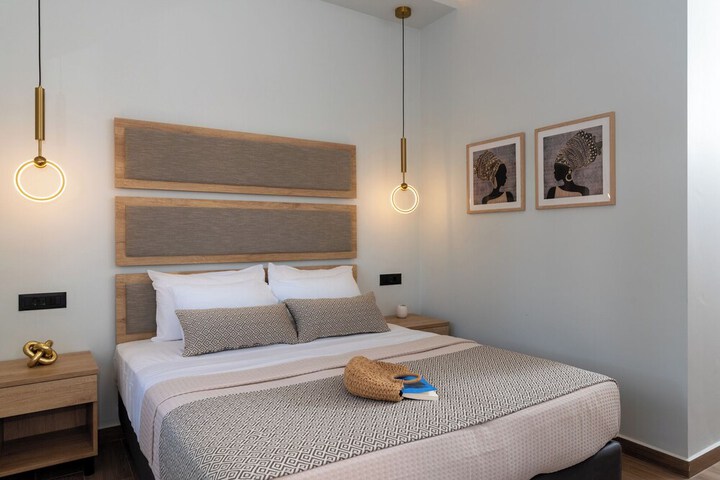 Room 26 of 54