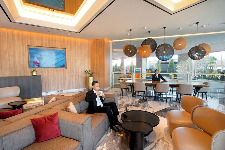 Guest Lobby