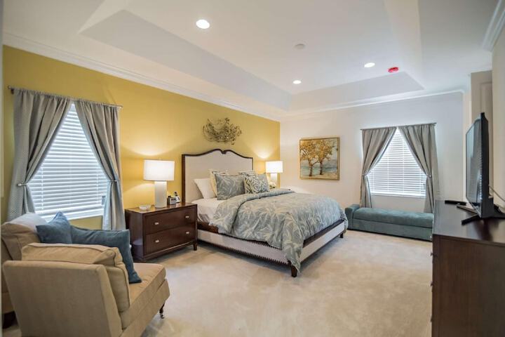 Room 5 of 48