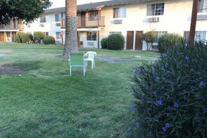 Property Grounds 48 of 52