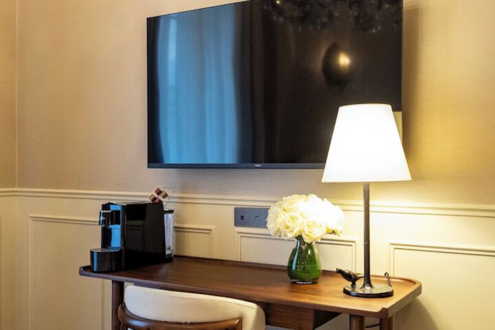 Room 29 of 53